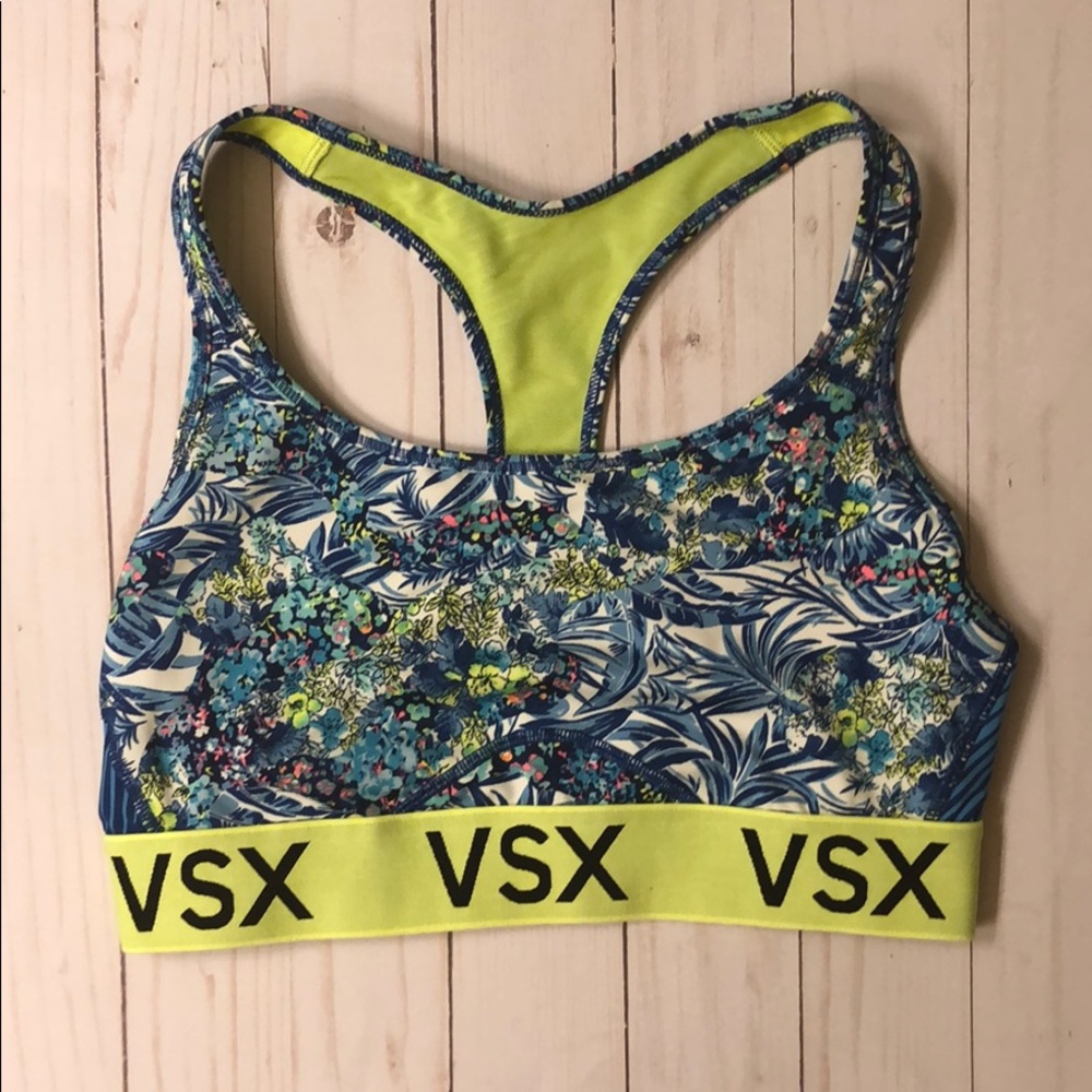 Victoria’s Secret VSX Sports Bra. Size M.